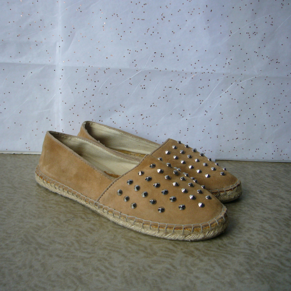 Zara Tan Suede Silver Studded Espadrille Flat 39/8 Edgy Bohemian Comfortable
